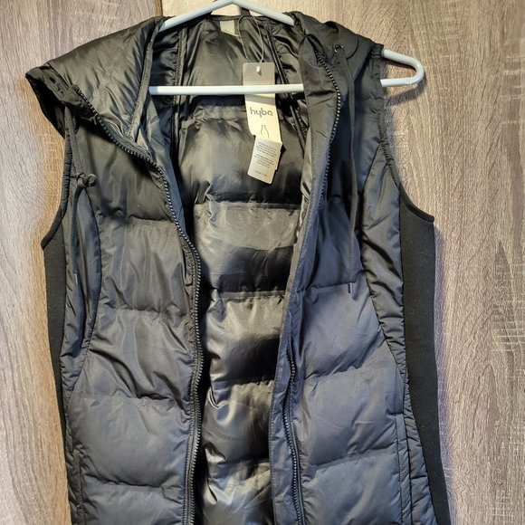 Black no sleeve plushy vest - Winter Warm! - Picture 1 of 1